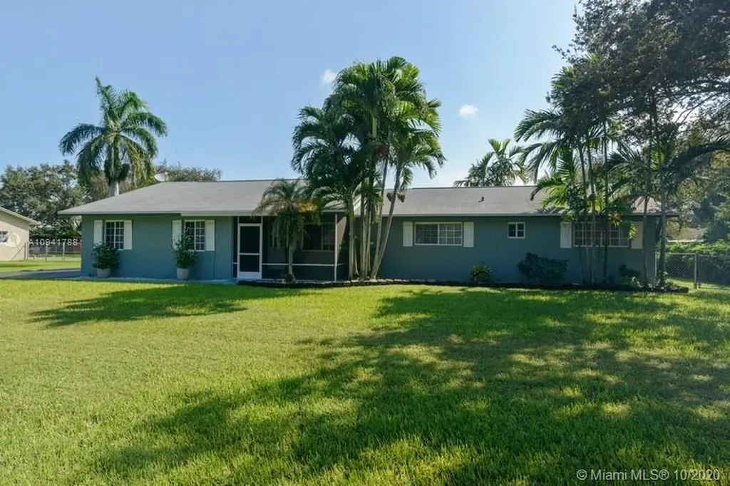 27321 SW 164th Court Homestead FL 33031