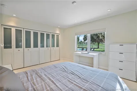 6025 Alton Road Miami Beach FL 33140