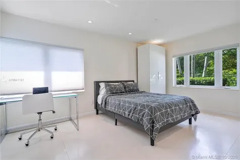 6025 Alton Road Miami Beach FL 33140