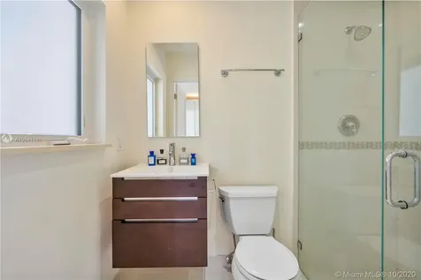 6025 Alton Road Miami Beach FL 33140