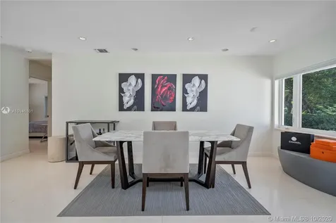 6025 Alton Road Miami Beach FL 33140