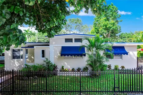 8901 N Miami Avenue El Portal FL 33150