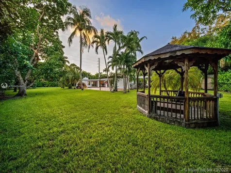 8180 SW 135th Street Pinecrest FL 33156
