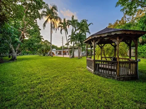 8180 SW 135th Street Pinecrest FL 33156