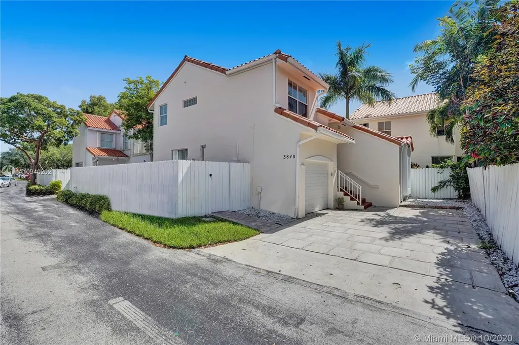 3840 Lombardy Street Hollywood FL 33021