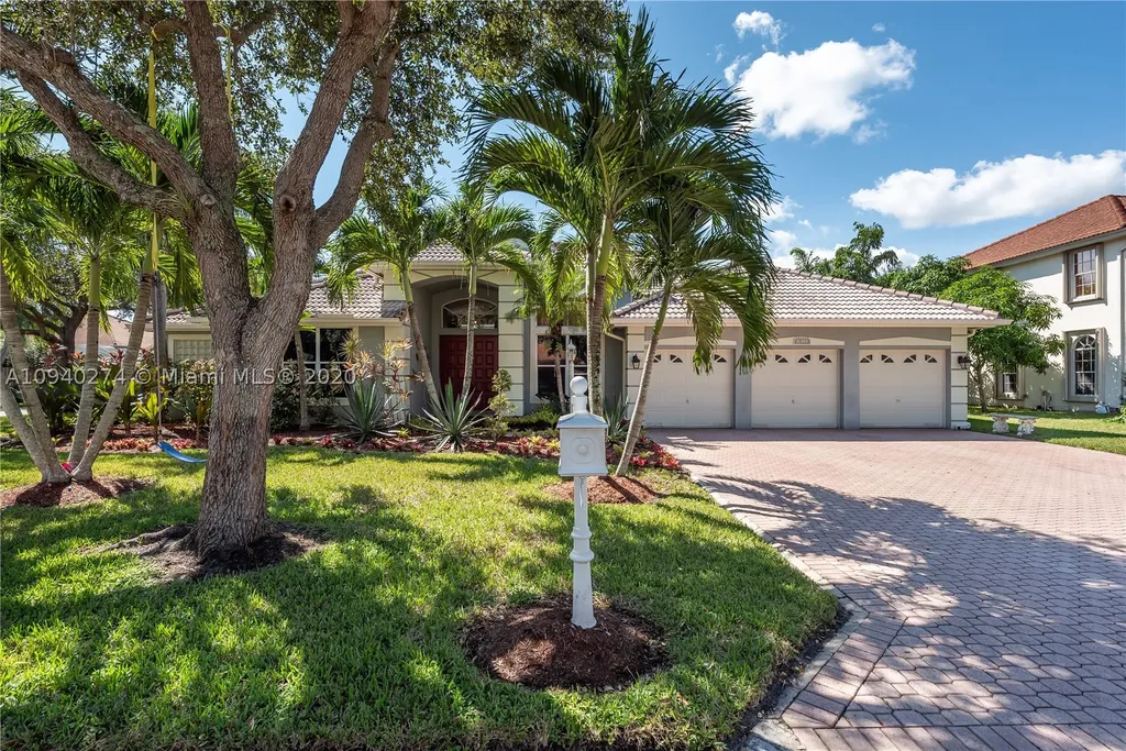 6361 Huron Terrace Davie FL 33331