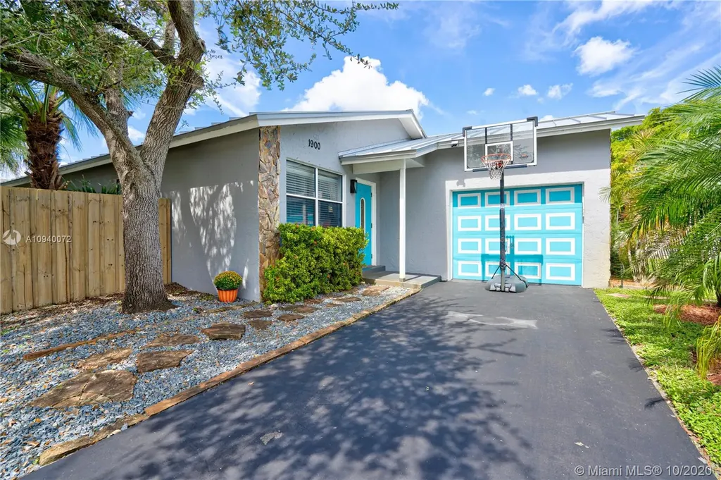 1900 N 26th Avenue Hollywood FL 33020
