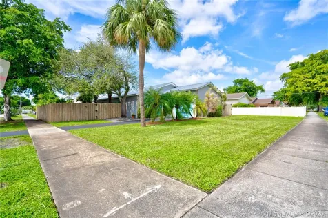 1900 N 26th Avenue Hollywood FL 33020