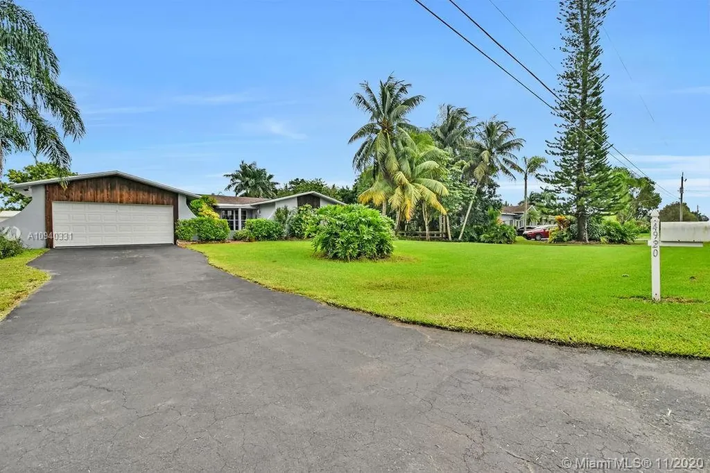 4920 SW 164th Terrace Southwest Ranches FL 33331