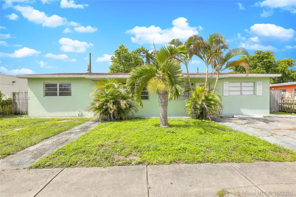 910 N 56th Avenue Hollywood FL 33021