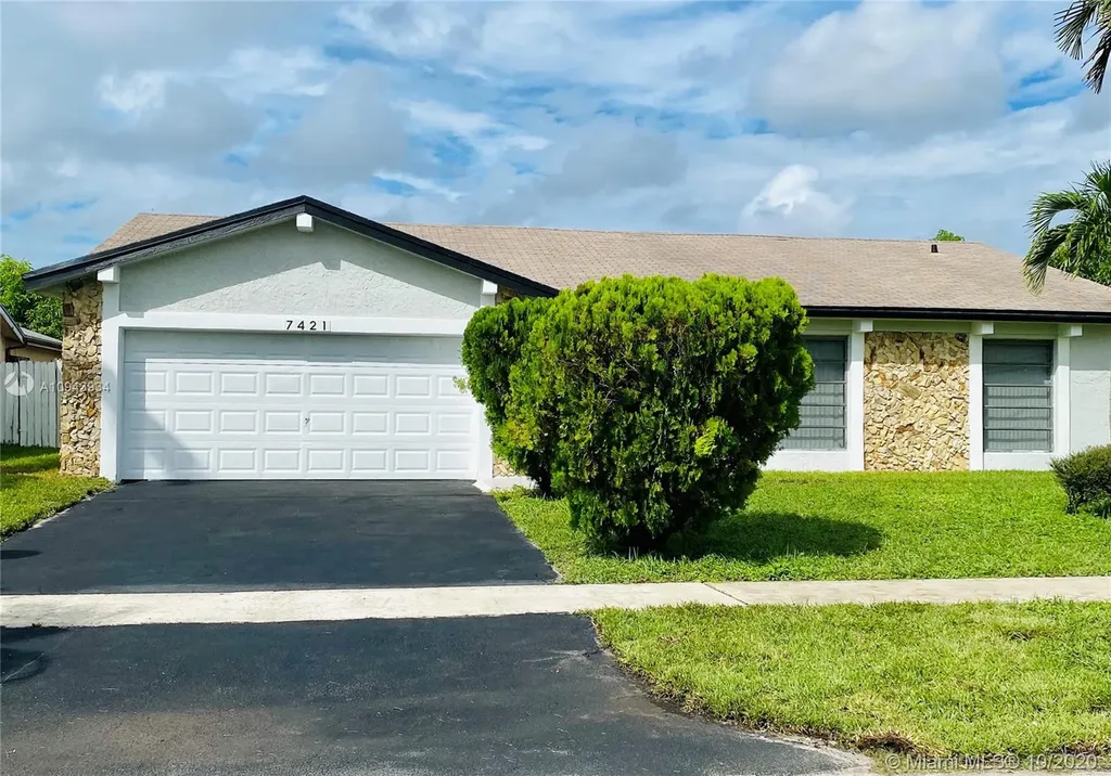7421 NW 38th Court Lauderhill FL 33319