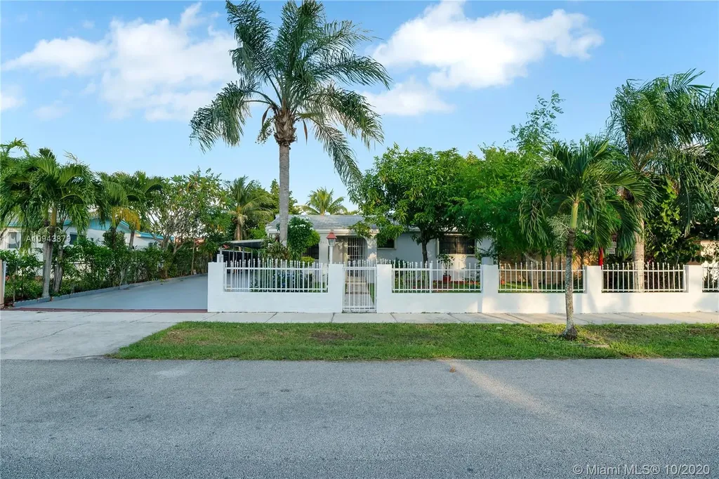 19741 SW 114th Court Miami FL 33157