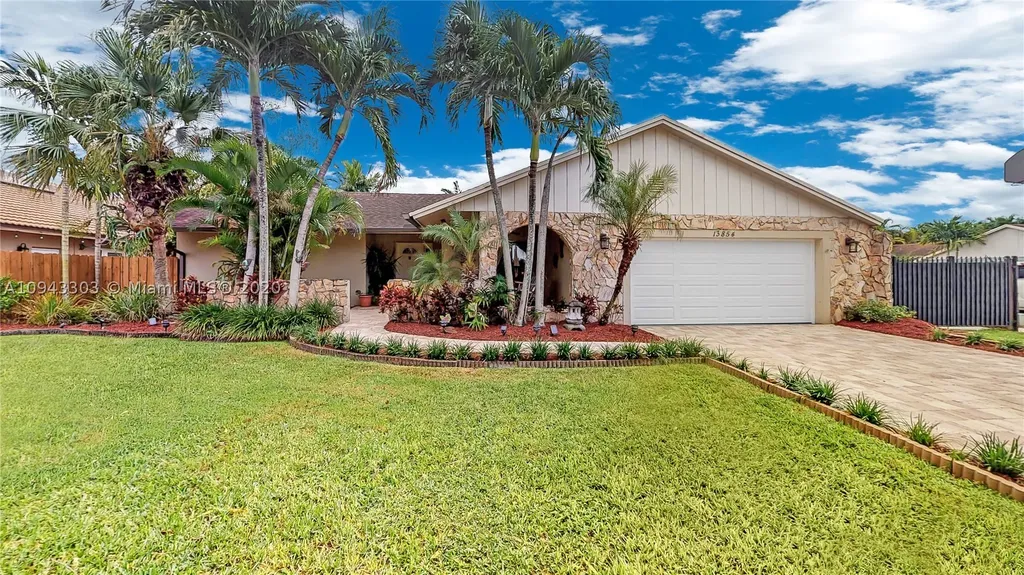 13854 SW 107th Terrace Miami FL 33186