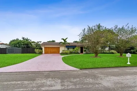 9021 SW 140th Street Miami FL 33176