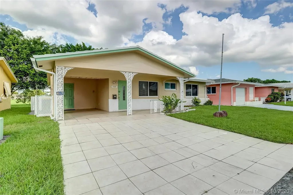 4509 NW 45th Street Tamarac FL 33319
