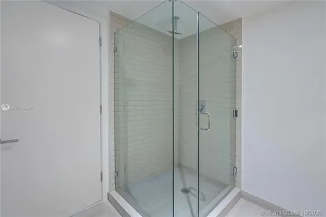4010 S Ocean Drive Hollywood FL 33019