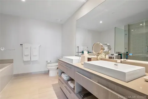 4010 S Ocean Drive Hollywood FL 33019