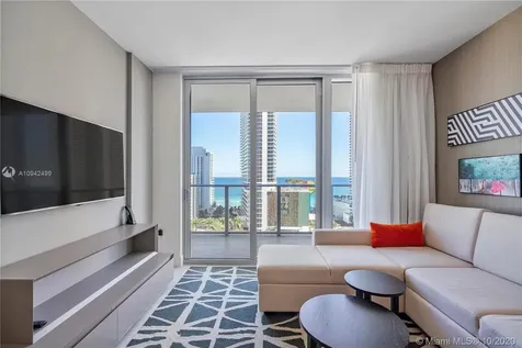 4010 S Ocean Drive Hollywood FL 33019