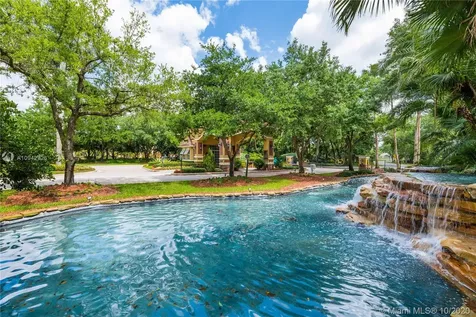 12981 Kapok Lane Davie FL 33330