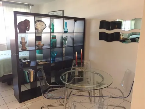 100 Lincoln Road Miami Beach FL 33139