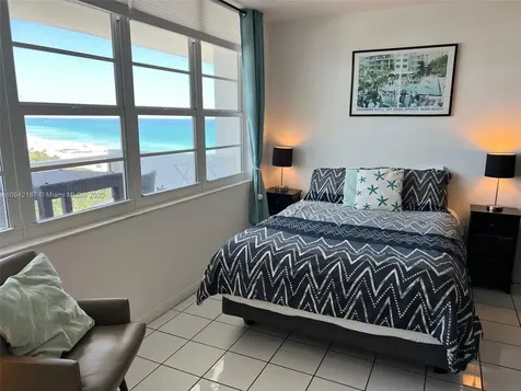 100 Lincoln Road Miami Beach FL 33139