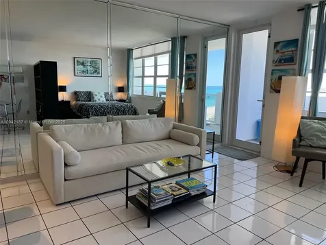 100 Lincoln Road Miami Beach FL 33139