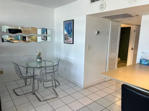 100 Lincoln Road Miami Beach FL 33139