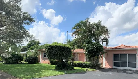 601 NW 46th Terrace Plantation FL 33317