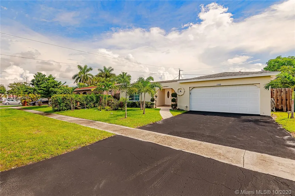 2160 NW 82nd Way Sunrise FL 33322