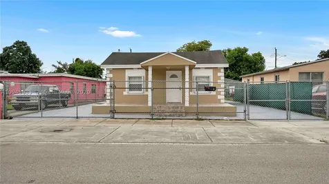 2992 NW 95th Terrace Miami FL 33147