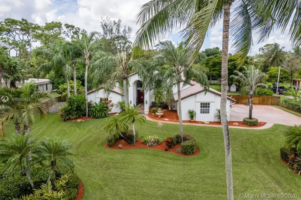 6343 NW 62nd Terrace Parkland FL 33067