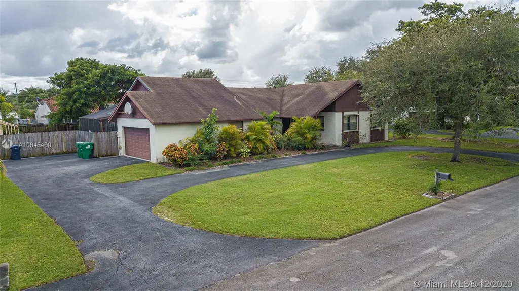16122 SW 287th Street Homestead FL 33033