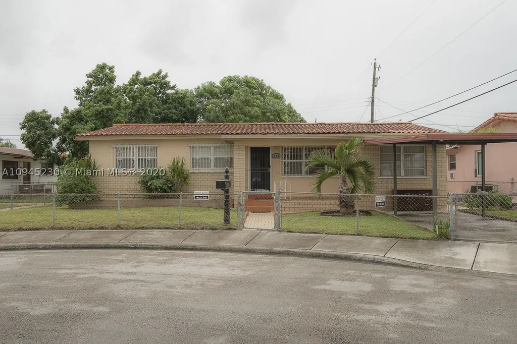 984 SE 1st Place Hialeah FL 33010