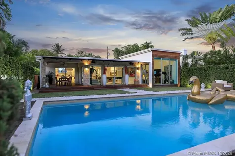1300 Cleveland Road Miami Beach FL 33141