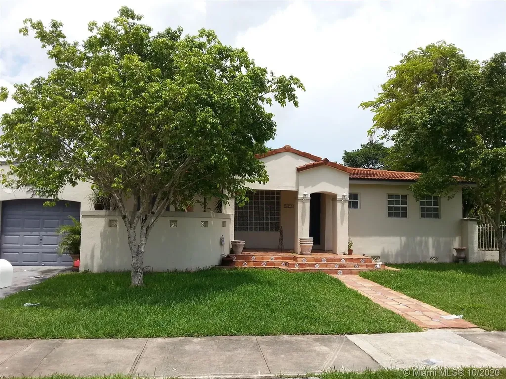 2815 SW 104th Court Miami FL 33165