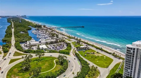 309 Oak Street Hollywood FL 33019