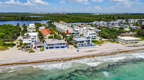 309 Oak Street Hollywood FL 33019