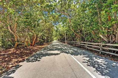 309 Oak Street Hollywood FL 33019