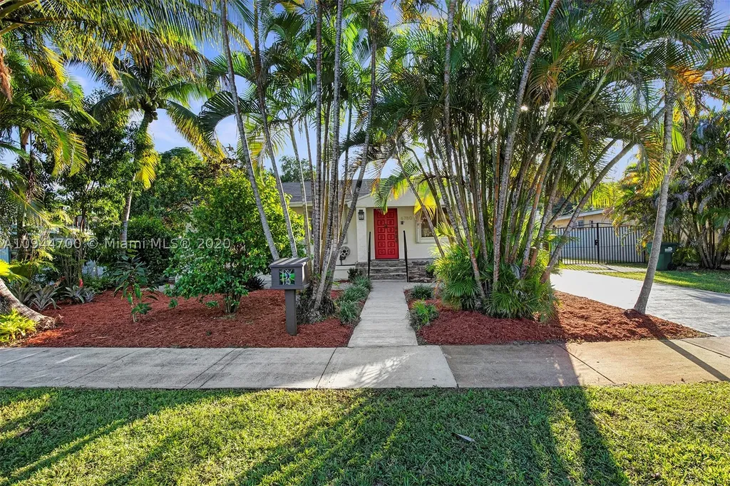6780 N Waterway Drive Miami FL 33155