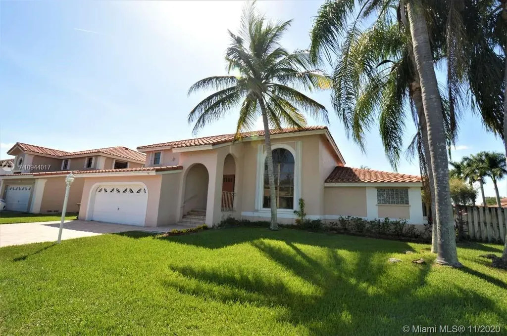 6841 Falconsgate Avenue Davie FL 33331