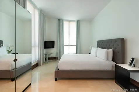 5959 Collins Avenue Miami Beach FL 33140
