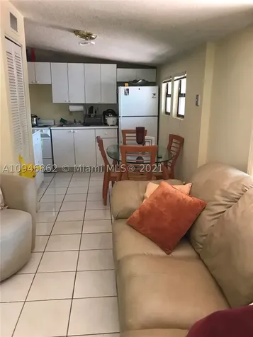 4218 SW 9th Street Miami FL 33134