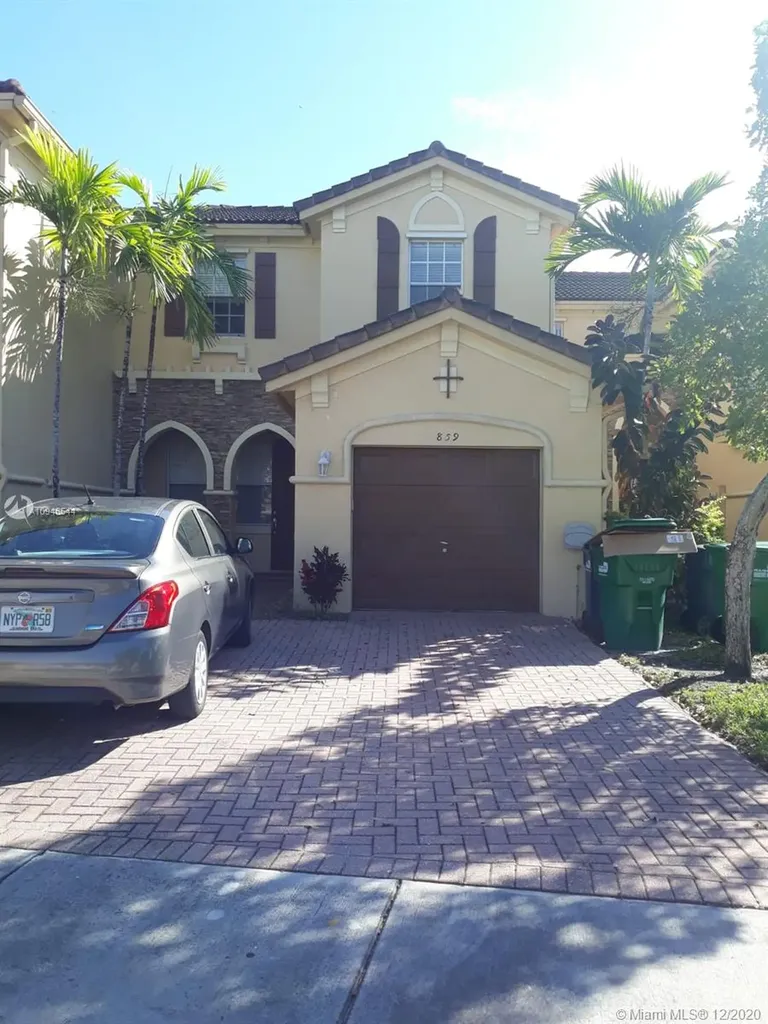 859 SW 154th Court Miami FL 33194