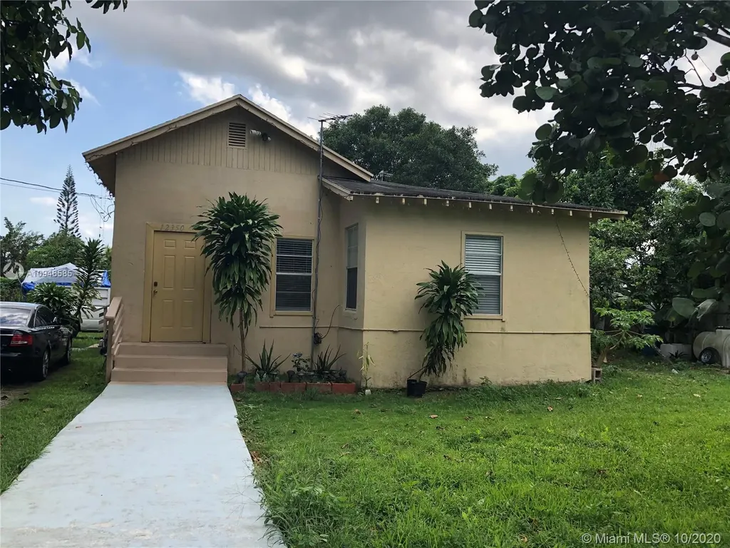 12350 SW 230th Street Miami FL 33170