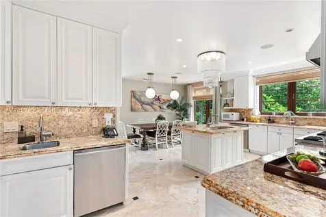 36 Indian Creek Island Road Indian Creek FL 33154