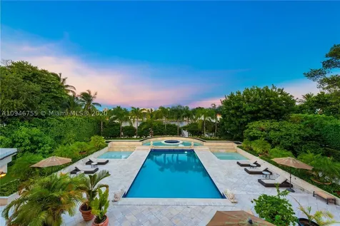 36 Indian Creek Island Road Indian Creek FL 33154