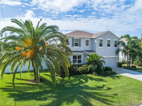 2078 Goldenrod Street Sarasota FL 34239
