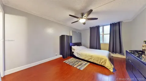 9143 SW 77th Avenue Miami FL 33156
