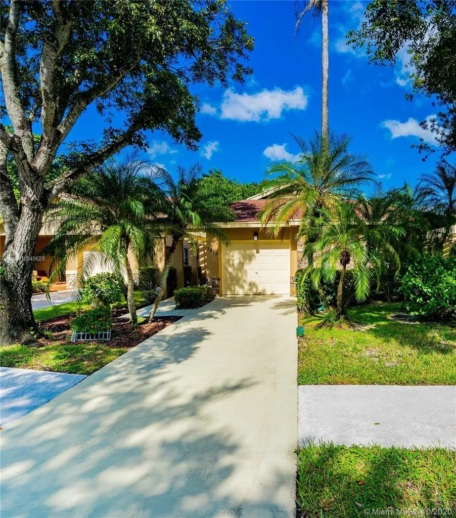 2475 Dawn Tree Terrace Coconut Creek FL 33063