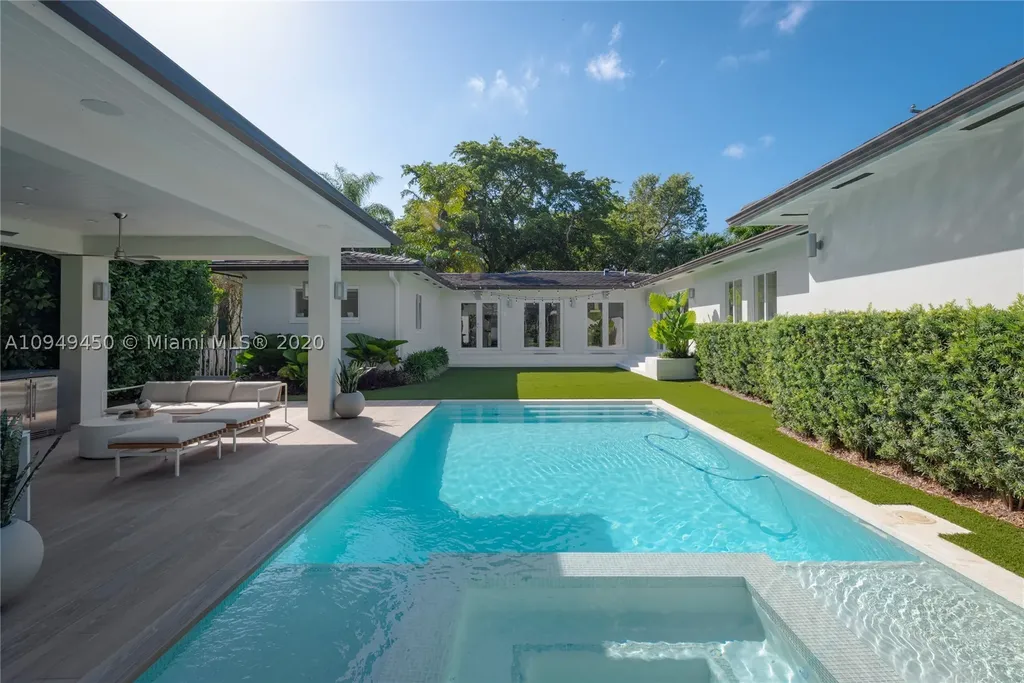 1049 Catalonia Avenue Coral Gables FL 33134